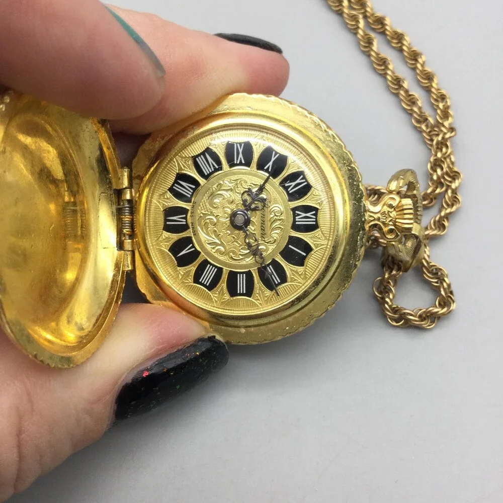 Vintage Bonnard Pocket Watch Women 35mm Gold Tone Full Hunter Chain Manual Wind